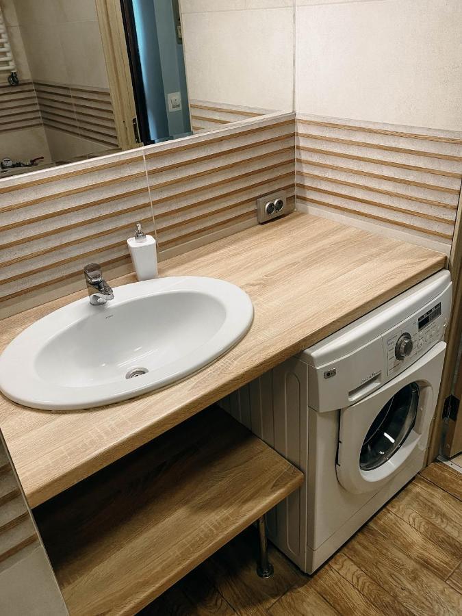 Апартаменти В Центрі Міста Ternopil Luaran gambar