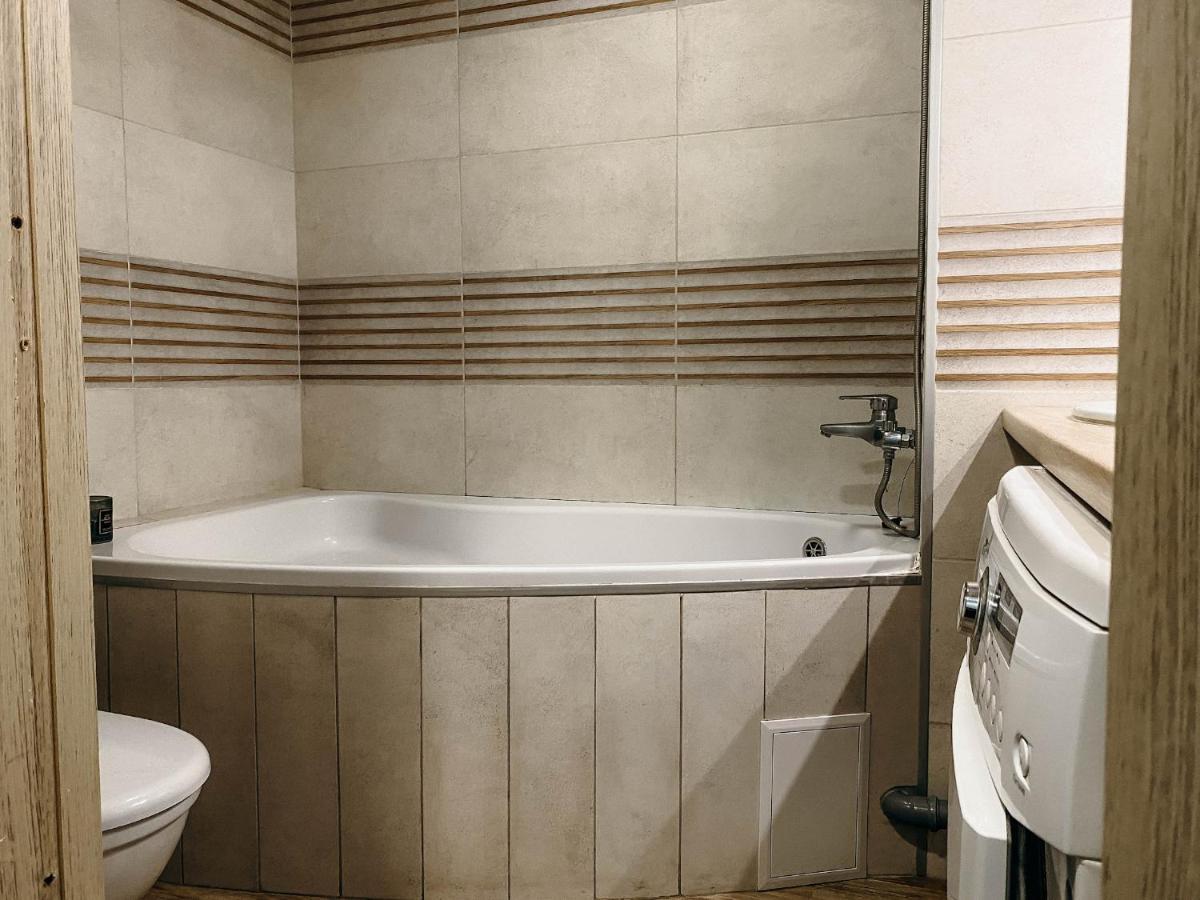 Апартаменти В Центрі Міста Ternopil Luaran gambar